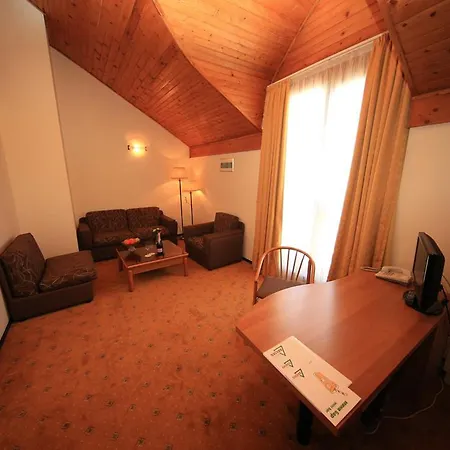 Hotel Bansko 4* בנסקו